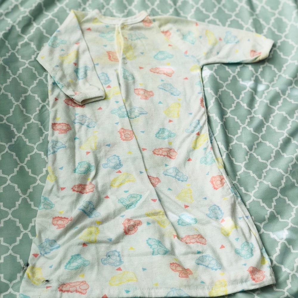 Gown - Picture 2 of 5